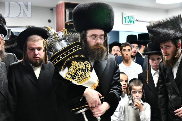 הכנסת ס''ת אמשינאוו בית שמש (51)