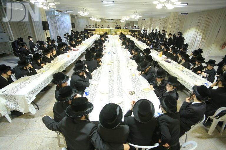 חלוקת תעוודת ישיבת ויז'ניץ אלעד (29)