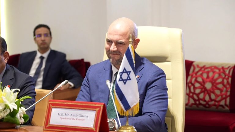 פרלמנט 8.6
