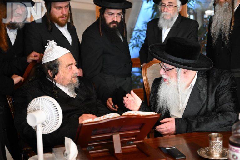 צאנז הגרי''מ שכטר ביקור (4)