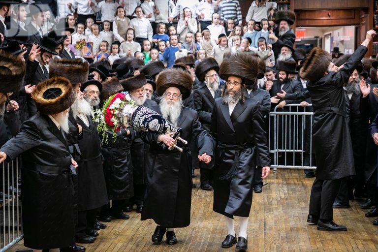 צאנז קלויזענבורג וויליאמסבורג הכנס''ת (12)