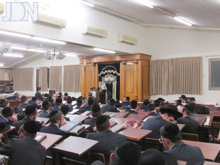 קרית מלך הספד הגרי''ג אדלשטיין (9)