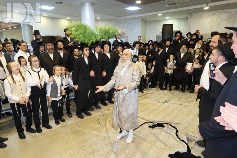 רבי גמליאל רבינוביץ חתונה נכד (13)