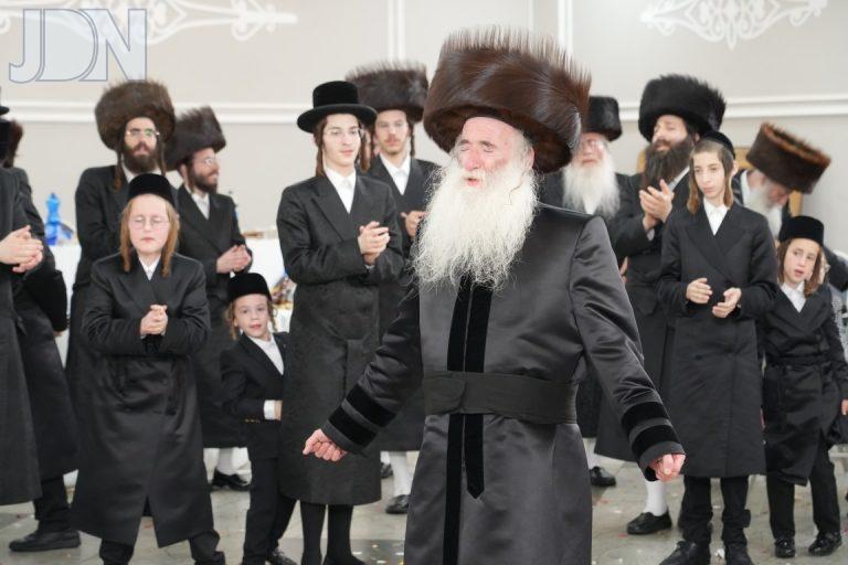 שמחת הנישואין לבת הזקונים של כ''ק האדמו''ר מגרליץ שליט''א (58)