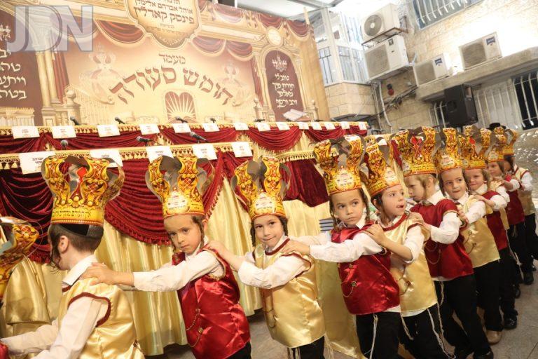 ת''ת פינסק קרלין מסיבת חומש (12)