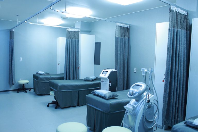 hospital-ward-g06e0ecbb4_1280