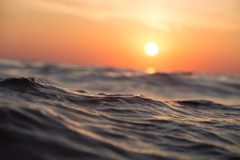 ocean-g24ab10a8b_1280