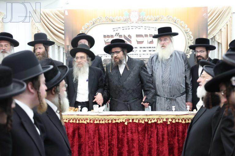 ביים שיינעם ריקוד נאך די געהויבענע דרשה (1)