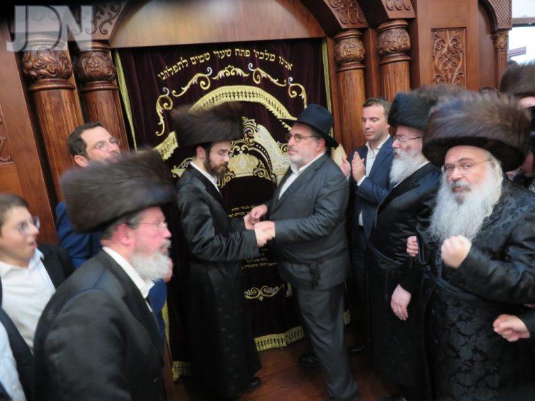 בעלזא אנטוורפן הכנסת ס''ת קעניג (45)