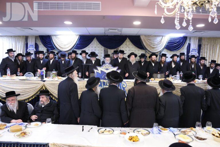 קהל חסידי ירושלים חלוקת תעודות (30)