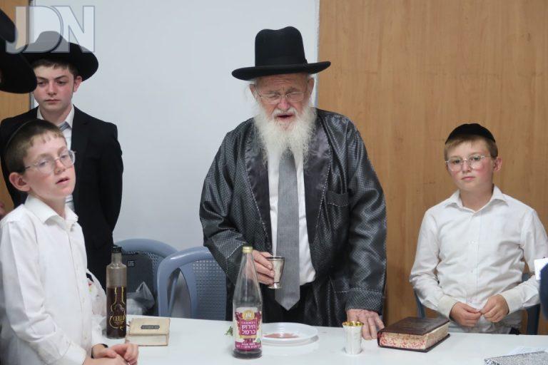 רבי אברהם שרמן מירון (26)