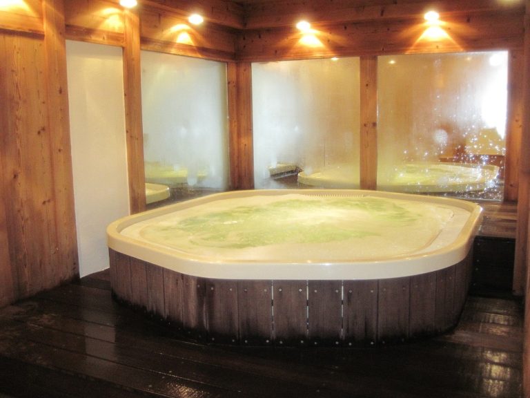bath-20480_1280