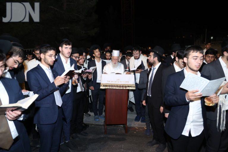 הגר''א טופיק מוצאי יום כיפור (9)