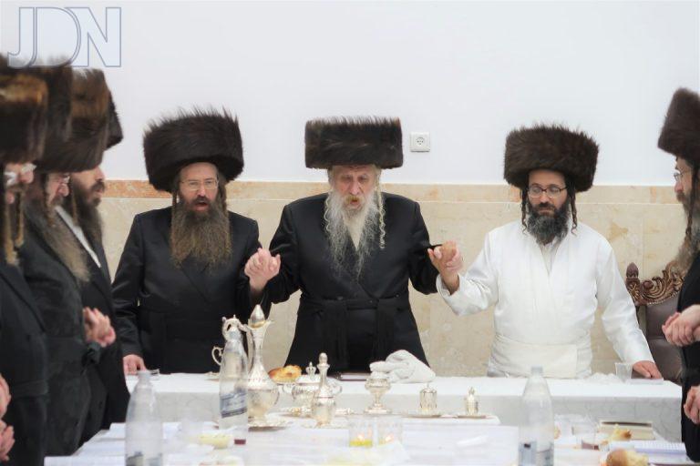 טשארנאביל יו''כ פד (2)