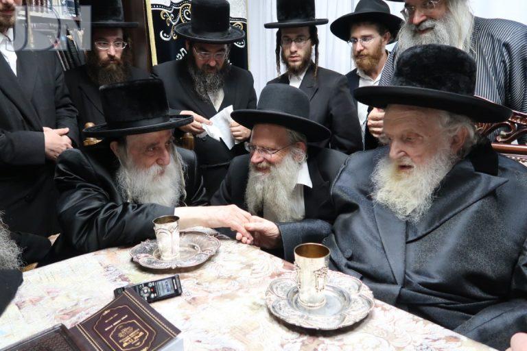 מכנובקא בעלזא הגר''מ שטרנבוך (6)