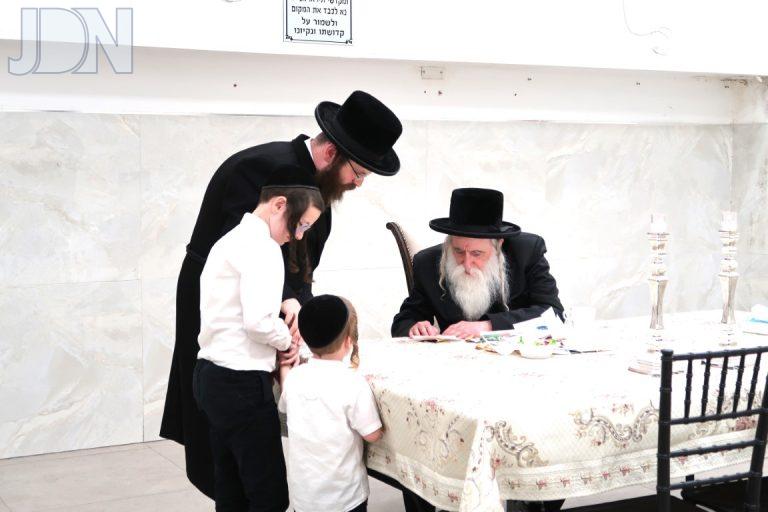מכנובקא בעלזא קבלת קהל ירושלים (3)