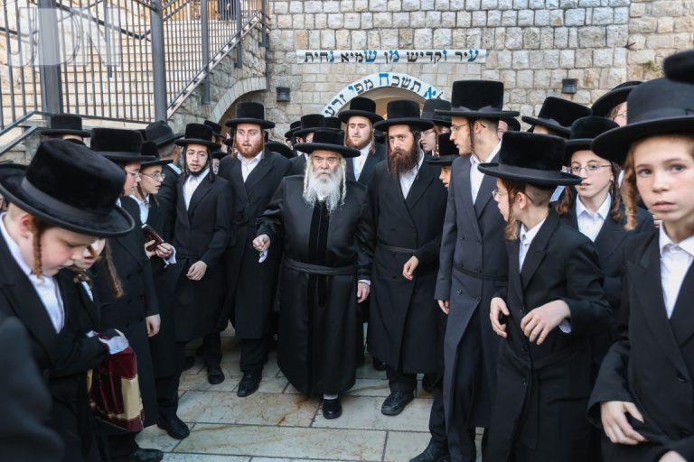 קרעטשניף ירושלים בתפילה במירון (33)