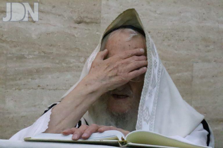 רבי אריה לוי יו''כ פד (8)