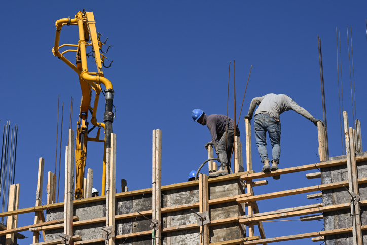 MIDEAST ISRAEL CONSTRUCTION