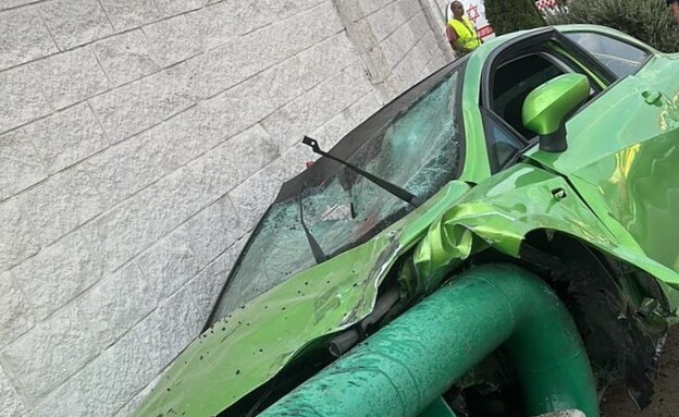 photo1696572750_autoOrient_i