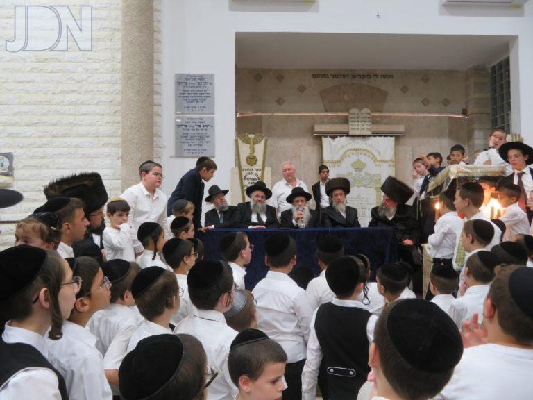 הגרב''מ זילברברג שמחת ב''ה פד (6)