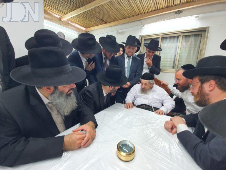 הגר''ד לנדו הקבלת פני רבו (15)
