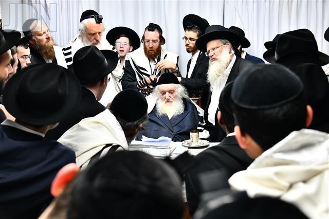 הגר''מ שטרנבוך נגידים (14)