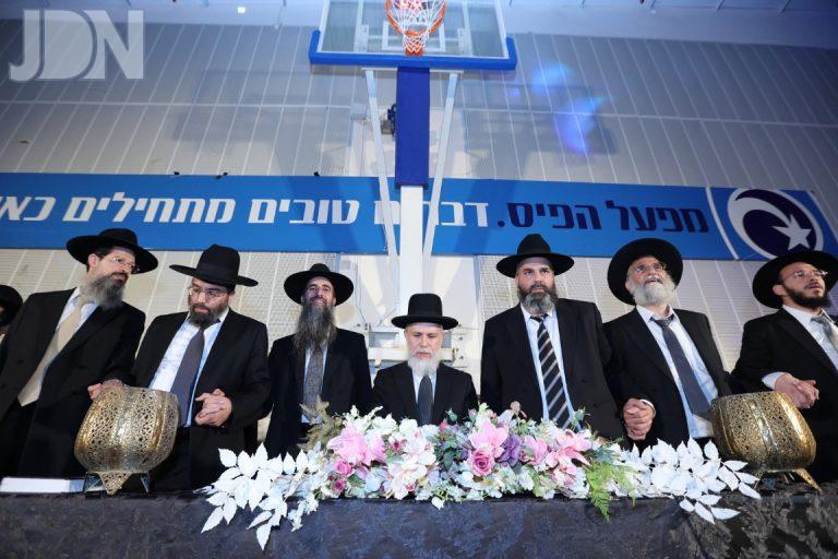 הרב זמיר כהן הקבלת פני רבו סוכות פד (10)