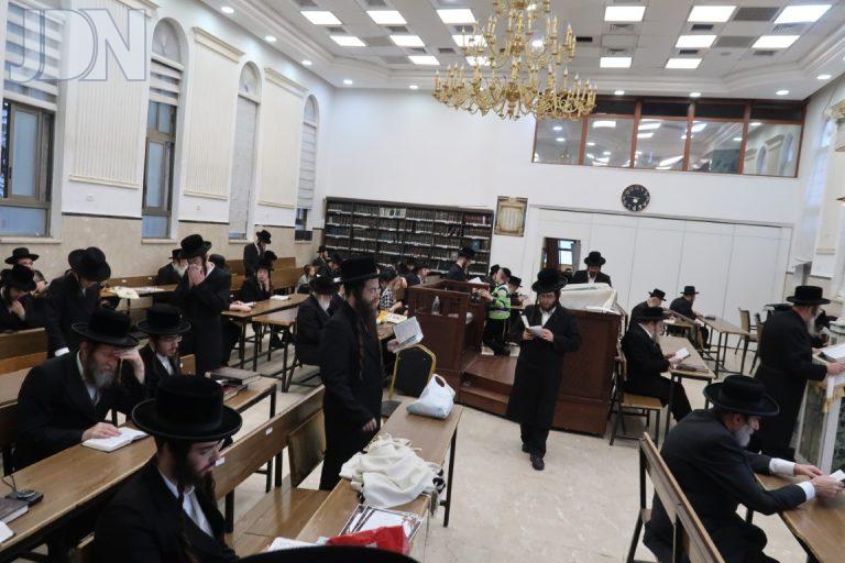 זוועהיל עצרת תפילה (10)