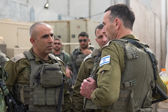 ררר
