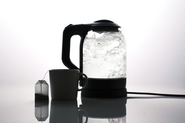 electric-kettle-6966011_1280
