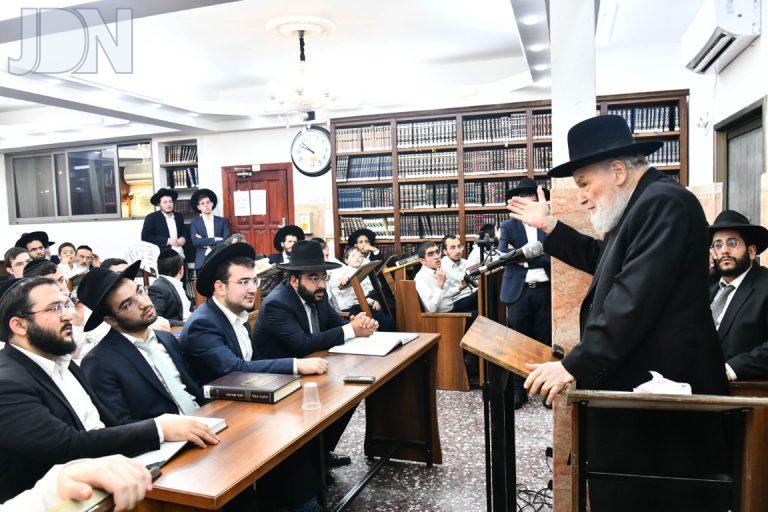 הגרמ''ה הירש כולל היכל פנחס (14)
