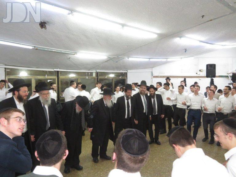גרודנא באר יעקב חנוכה פד (1)