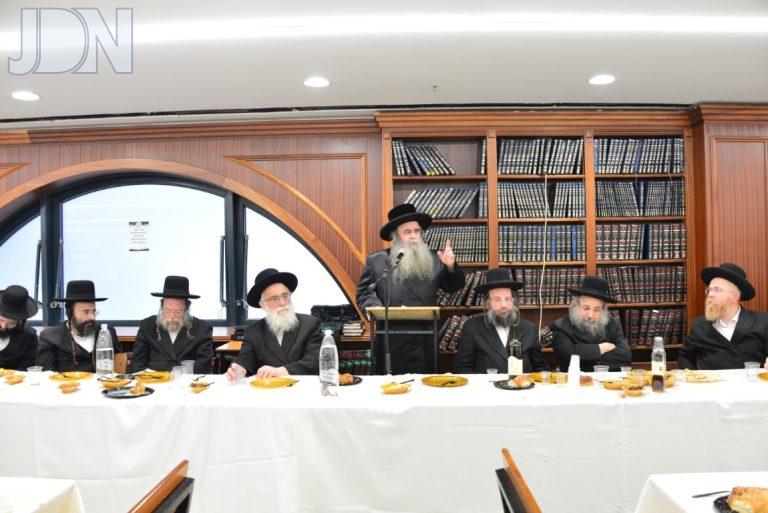 הגר''ס הלברשטאם שיחת חיזוק גור ירושלים (14)