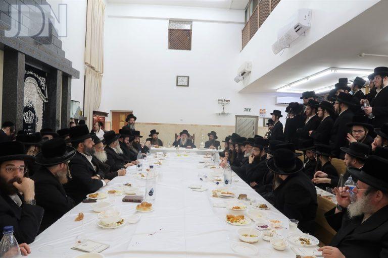 טשארנאביל זאת חנוכה פד (9)