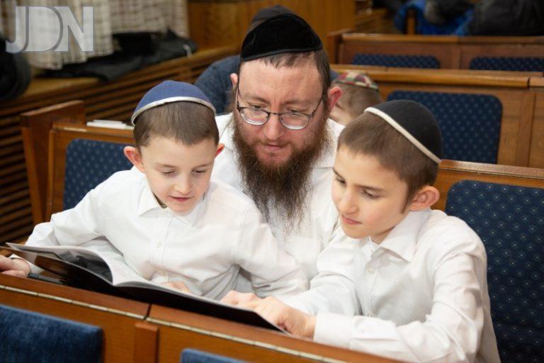 מוסקבה - אבות ובנים בלימוד ושמחה לכבוד ימי החנוכה (8)