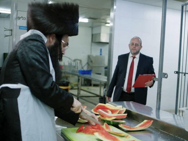 מחותן עם אבטיח
