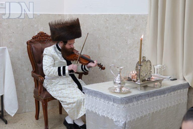 מיאלען זאת חנוכה (2)