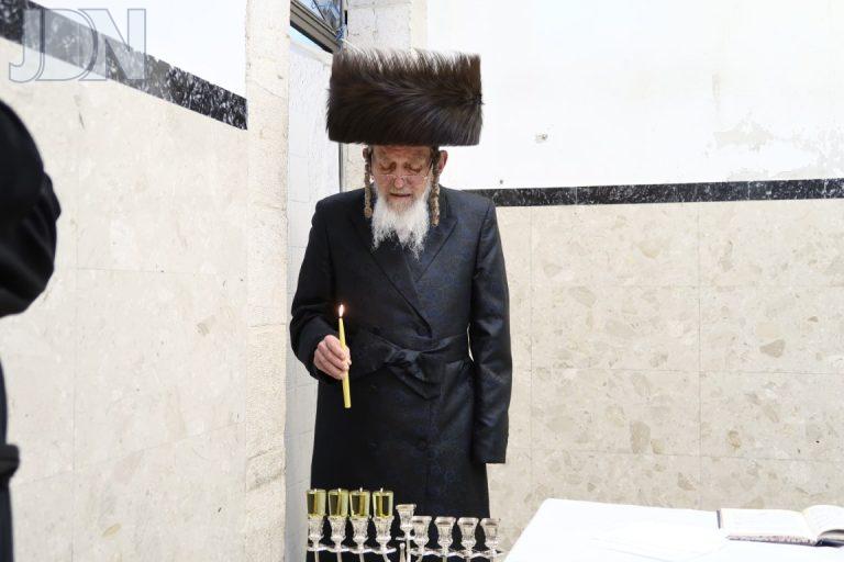 ספינקא ירושלים הדלקת נרות חנוכה (3)