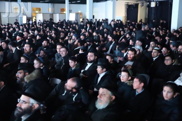 פאריז חב''ד י''ט כסלו פד (56)