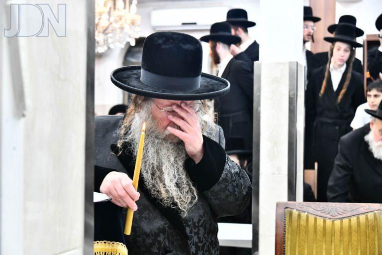 קוזמיר הדלקת נרות חנוכה (14)
