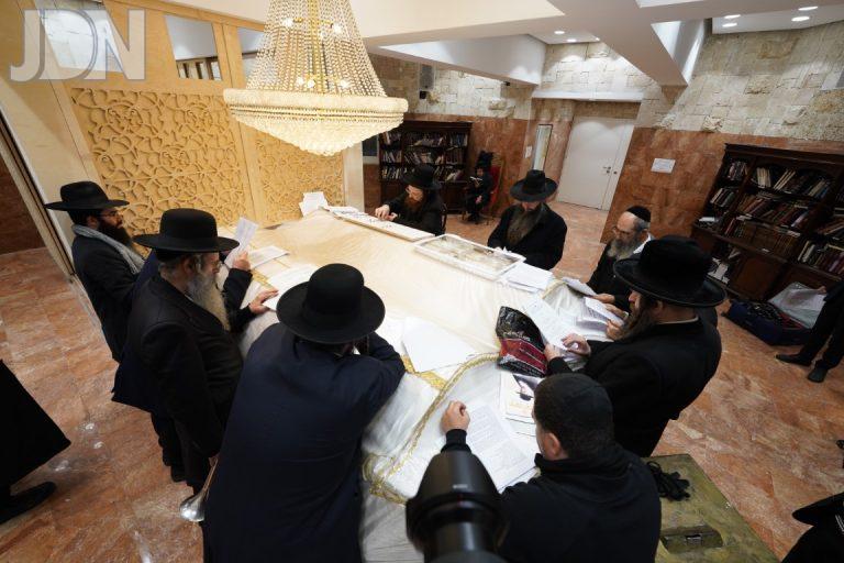 תפילה ציון רבי חיים ויטאל קרית מלאכי מקובלים לחטופי עזה (5)