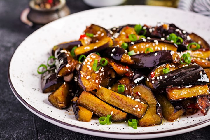 hot-spicy-stew-eggplant-korean-style-with-green-onion (1) (Small)