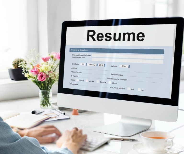 resume-apply-work-form-concept