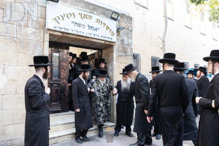 האדמו''ר מויז'ניץ בחיפה (50)