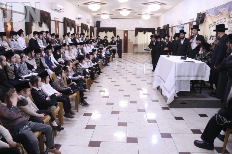 ויז'ניץ ביקור ת''ת חיפה (17)