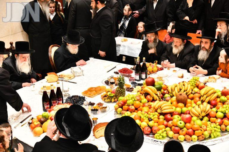 מכנובקא בעלזא ט''ו בשבט (2)