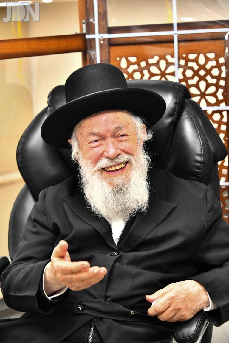 נדבורנה רבי יצחק זילברשטיין (43)