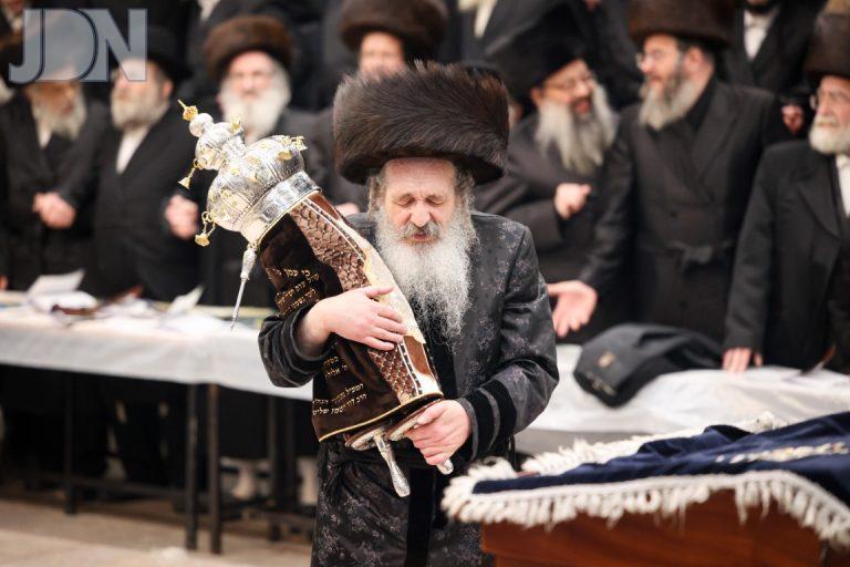 JQ0A0840 בריקוד נלהב