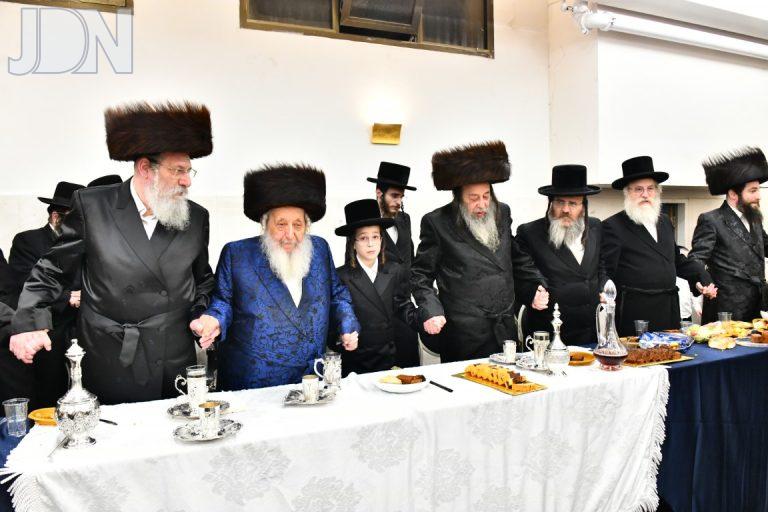 נאראל זוועהיל בר מצוה (33)